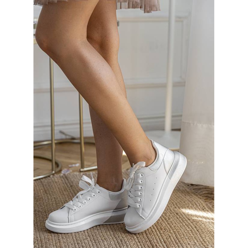 Baskets blanches avec tige Run argentée 1