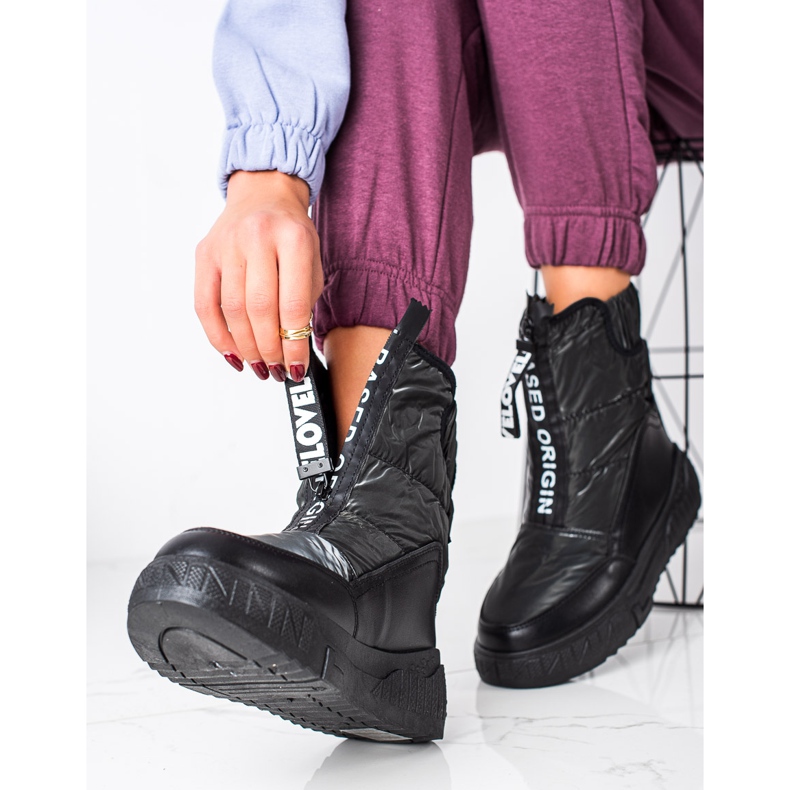 Seastar Bottes de neige sur le curseur noir 1