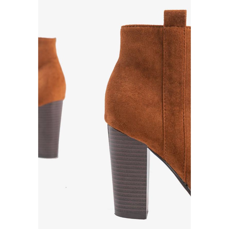 Bottines marron sur le poteau Pinata brun 2 Bottines marron sur le poteau Pinata brun 2