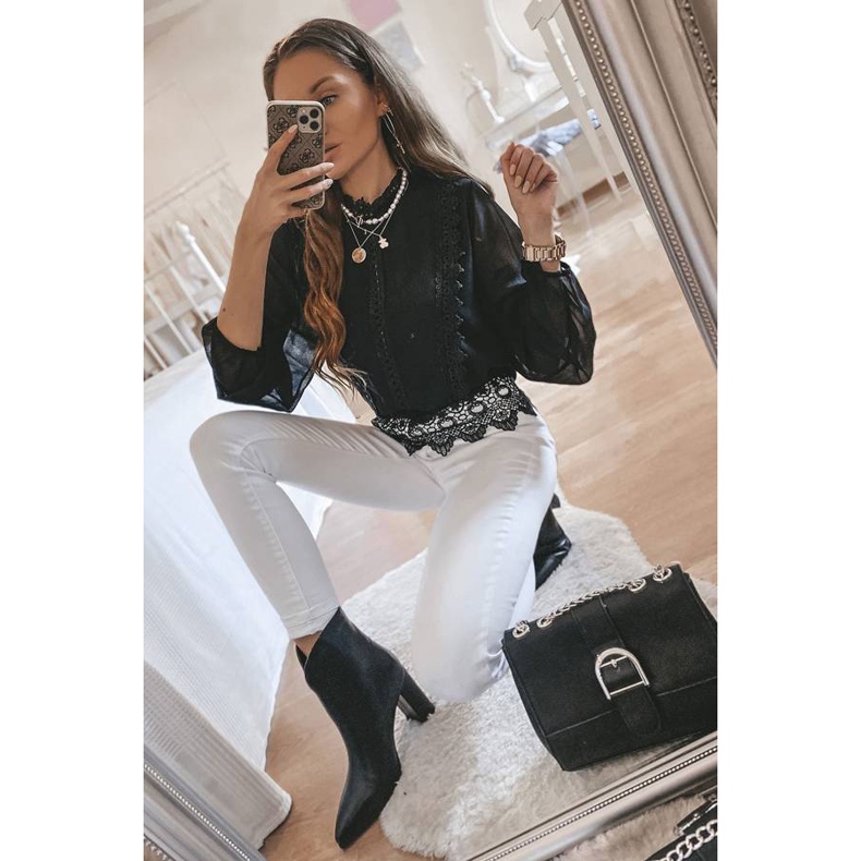 Bottines noires classiques sur le post Melanie le noir 2