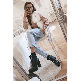 Bottines noires avec une fermeture éclair Rocko 1