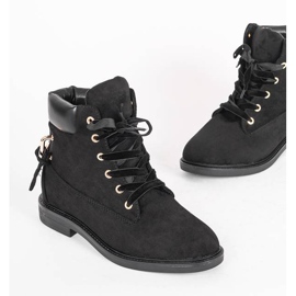 Bottes noires avec un cadenas de Jessie le noir 1