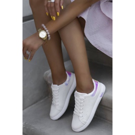Baskets blanches avec ornements Debbie 1