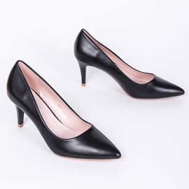 Escarpins noirs sur un talon bas de Polly le noir 1