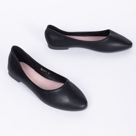 Ballerines noires au nez d'amande Baleria 1