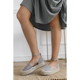 Espadrilles grises sur la plateforme Summer beige 1 Espadrilles grises sur la plateforme Summer beige 1