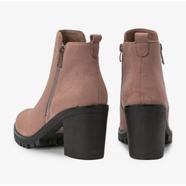 Bottines marron clair sur le Tiny post brun 3