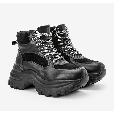 Baskets noires sur la plateforme Big City Girl le noir 1