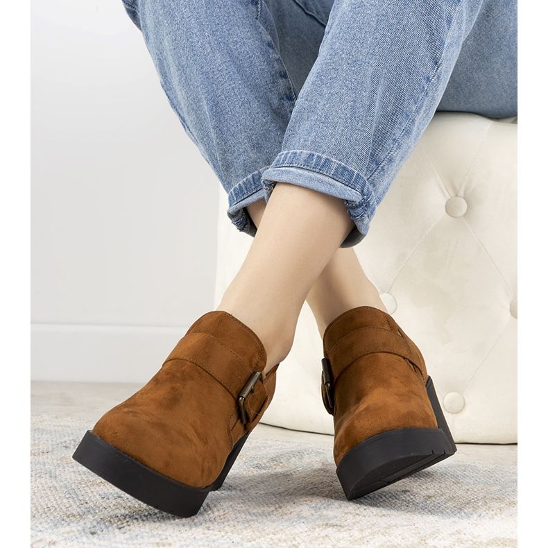 Chaussures camel sur le poste Léonie brun 1