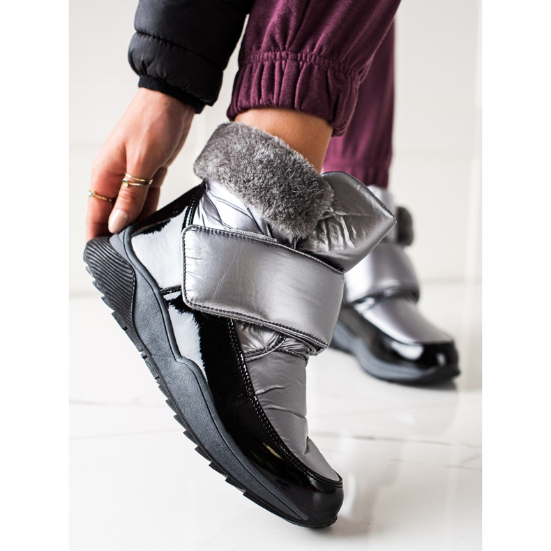S. BARSKI Bottes de neige avec fourrure par S.BARSKI noir argent 1