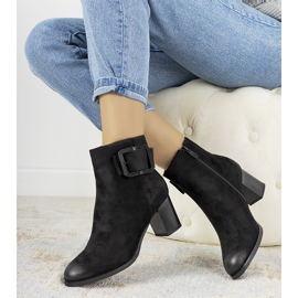 Bottines noires sur le poteau Carrillo le noir 1