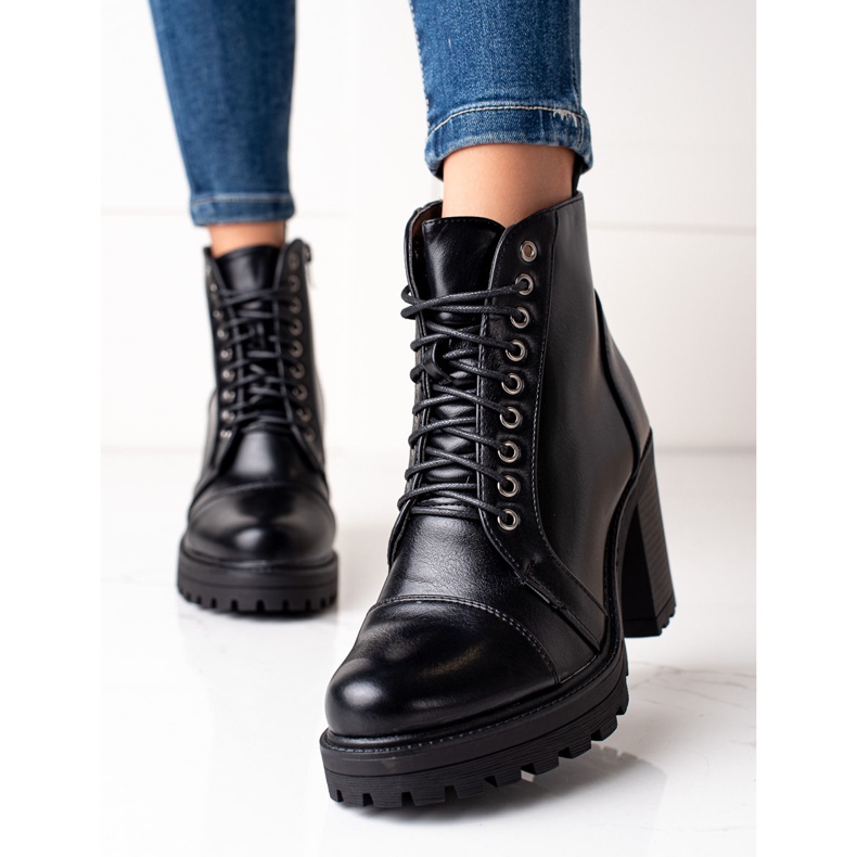 Sweet Shoes Bottes confortables sur un poteau noir 1