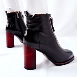 S.Barski Bottines Noires Femme Laquées sur un Poteau Cofton 1