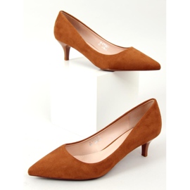 Escarpins sur un talon bas Ann Camel brun 3