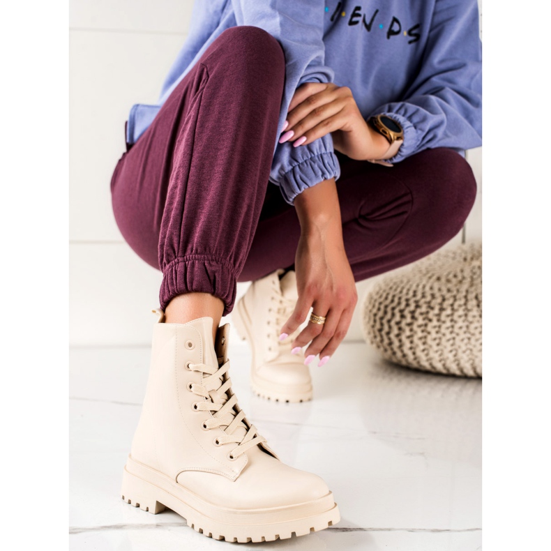 Bestelle Bottes Trapeuses Beiges Classiques 1