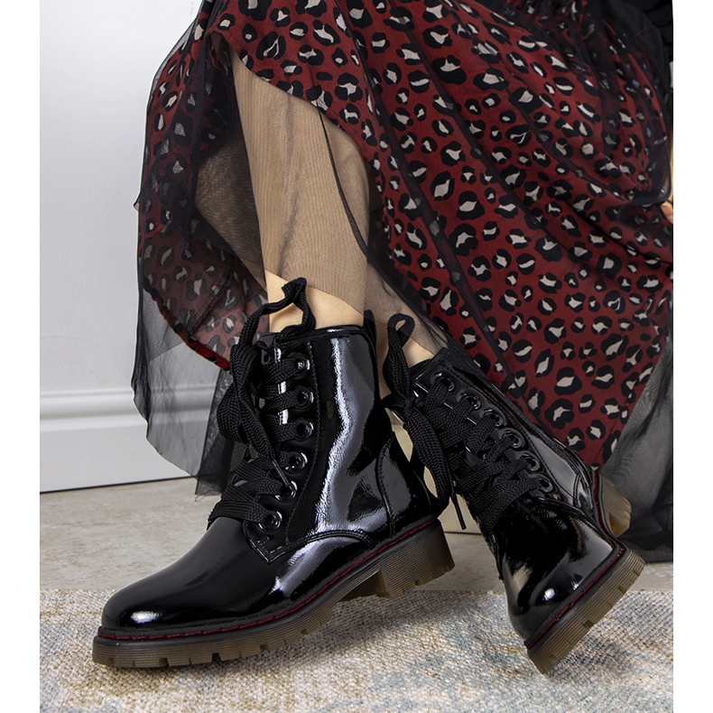 Evento Bottines en cuir verni noir Delphine 1