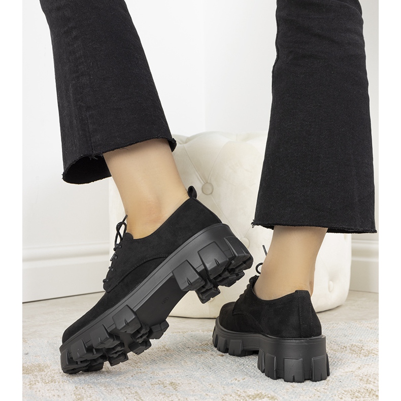 Chaussures noires sur semelle épaisse Melisande 1