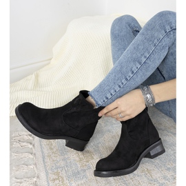 Bottines noires à talons plats Orva le noir 1