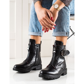 Erynn Travailleurs noirs avec une boucle 1