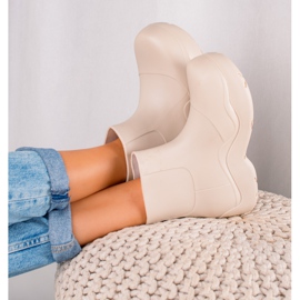 TRENDI Wellies sur la plateforme de mode blanche 1 TRENDI Wellies sur la plateforme de mode blanche 1