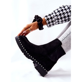 Bottines Venie en daim noires avec perles 2