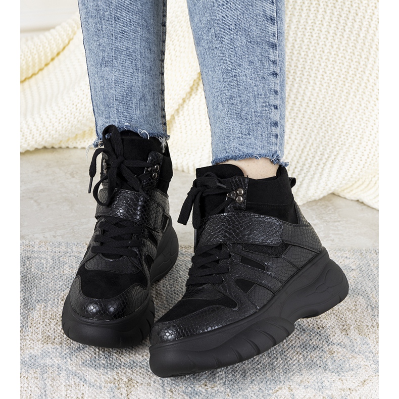 Baskets d'hiver noires sur le thème animal Ninette 1