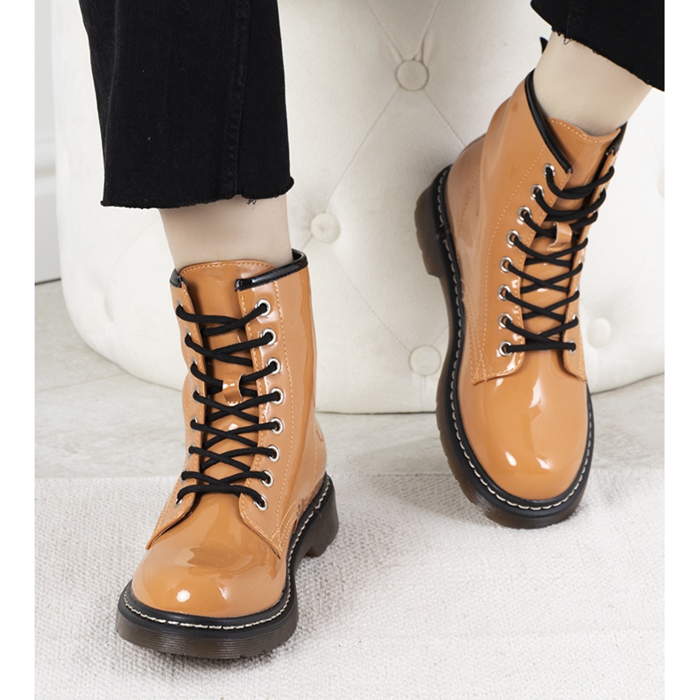 Bottes orange, bottes, type Publia 1