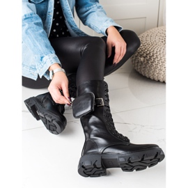 TRENDI Bottes noires sur la plate-forme 2