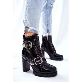 Bottines Laquées On A Bar Flaris Noires Avec Boucle le noir 3