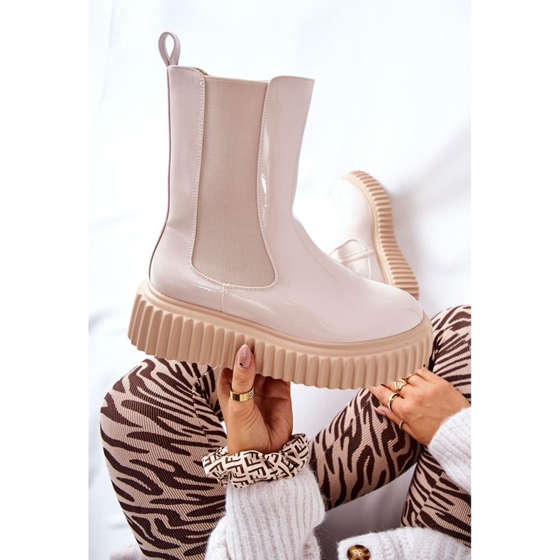 Bottines Hautes Laquées Sur Plateforme Sereia Beige 1