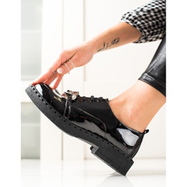 TRENDI Chaussures noires à la mode 1