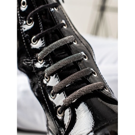 Bottes laquées à la mode noir 2