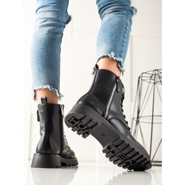 TRENDI Trappeurs noirs à la mode 1