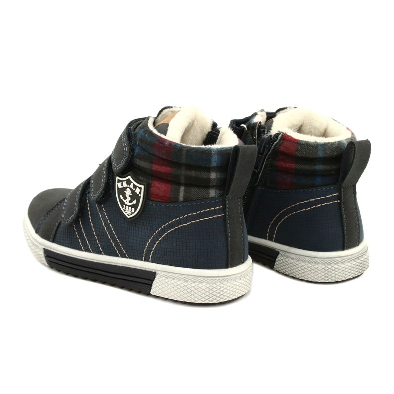 Chaussures de sport isolées avec fourrure American Club GC24 / 21 Navy Blue bleu 4
