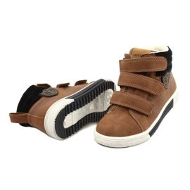 Chaussures de sport isolées avec fourrure American Club GC24 / 21 DK.Camel brun 4