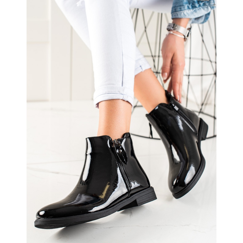 TRENDI Boots laquées classiques noir 2