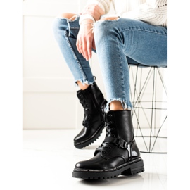 TRENDI Travailleurs noirs avec une boucle 1