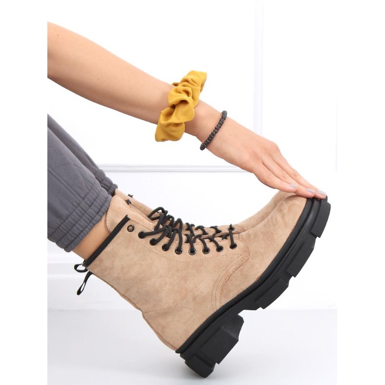 Dazy Travailleurs en daim beige 2