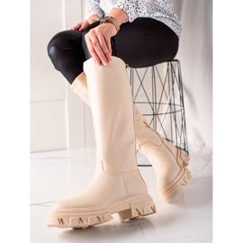TRENDI Bottes avec cuir écologique sur la plate-forme beige 1 TRENDI Bottes avec cuir écologique sur la plate-forme beige 1