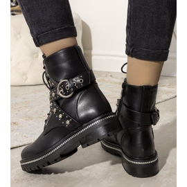 Bottes isolées noires de Joann le noir 2