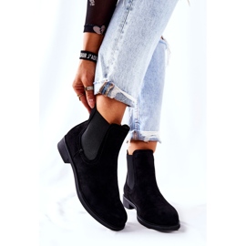 Bottines Chelsea en daim noires Astate le noir 3