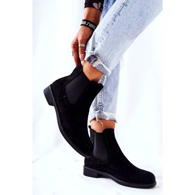 Bottines Chelsea en daim noires Astate 1