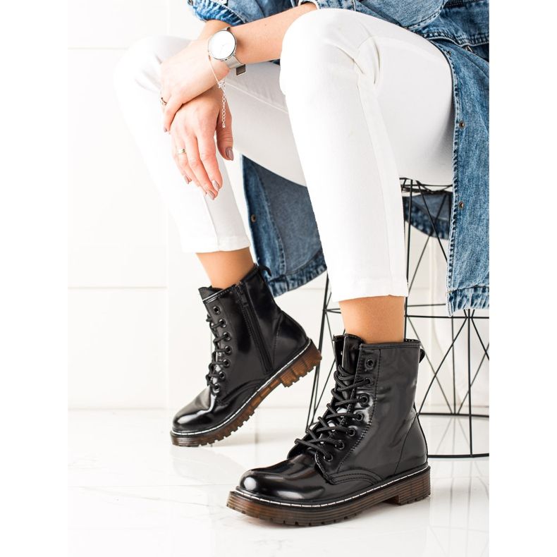 Lucky Shoes Trappeurs noirs confortables 1