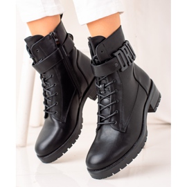 Bestelle Bottes trappeurs en cuir écologique noir 1