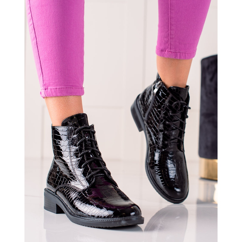 TRENDI Bottines à lacets élégantes le noir 1 TRENDI Bottines à lacets élégantes le noir 1