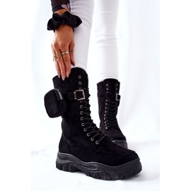 Bottes En Daim Sur La Plateforme Avec Rein Noir Issanti le noir 5