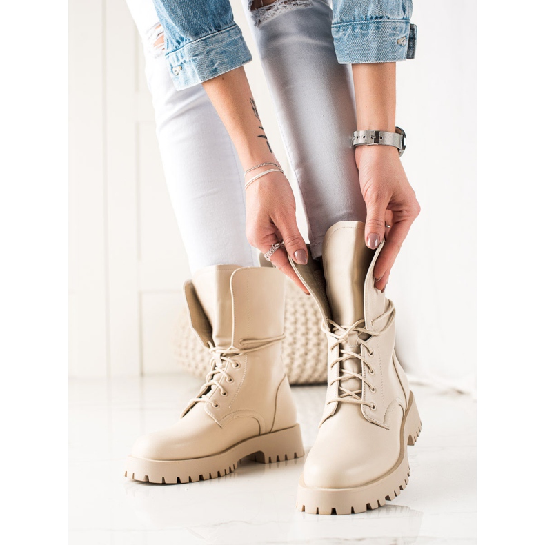 TRENDI Grands trappeurs classiques beige 1