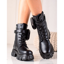 TRENDI Travailleurs noirs à la mode 1