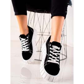 TRENDI Baskets noires sur la plateforme le noir 1