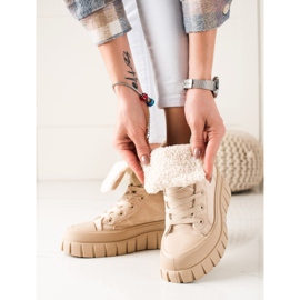 TRENDI Bottes, Baskets Avec Peau De Mouton beige 1